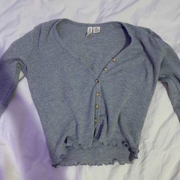 Grey Sweater - Picture 2 of 3